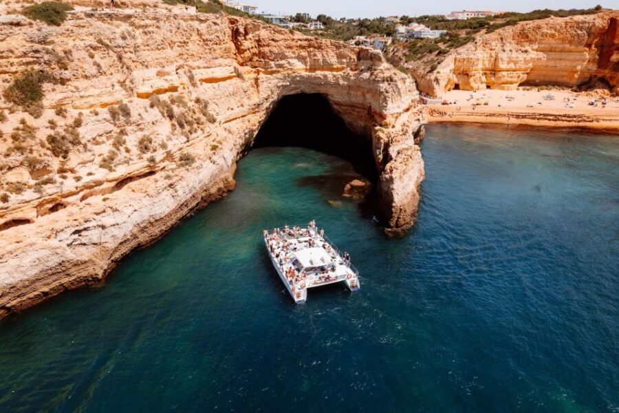 Albufeira: Caves and Coastline Catamaran Cruise to Benagil - São Rafael, Praia da Coelha, and Gale: cliff views that read like a postcard
