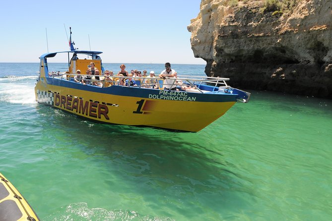 Albufeira Dreamer Boat Trip - From R. Marina de Albufeira to the open water, fast