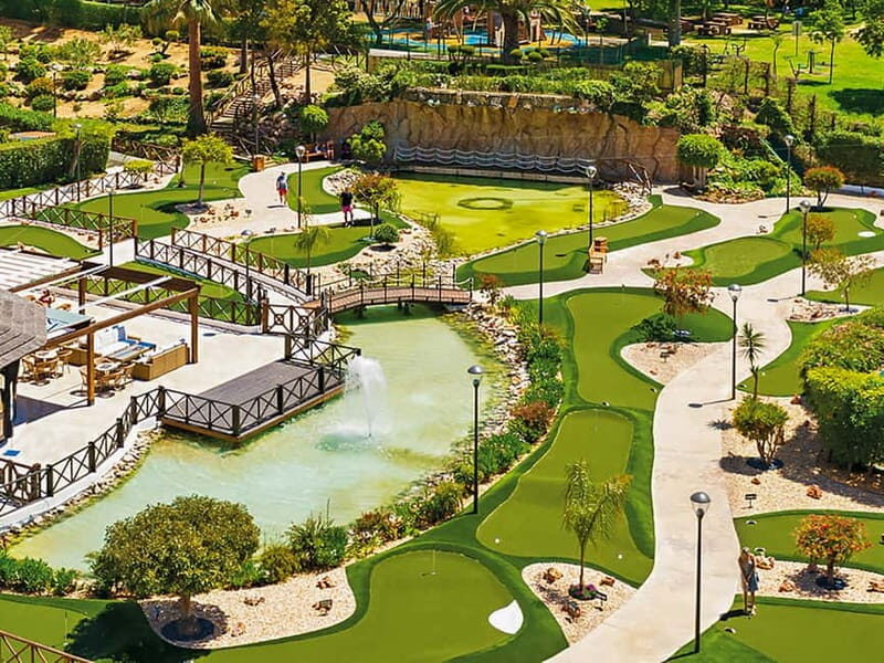 Albufeira: MiniGolf Adventure Park Entry Ticket - Key highlights you’ll care about