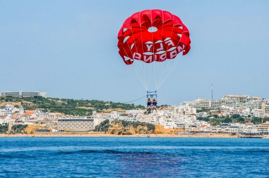 Albufeira: Single, Double or Triple Parasailing Tour - Touching the water (or getting a bit too wet): how the descent works