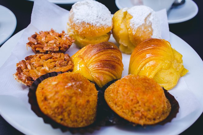 Authentic Food and Wine Tour in Porto by Food Lover Tour - Who this tour suits best (and who should look elsewhere)