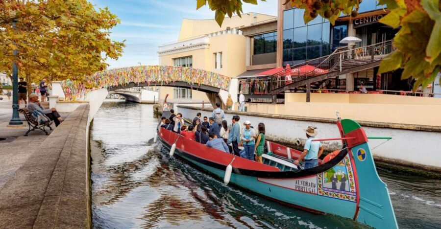Aveiro: Scenic Guided Boat Tour - Price and value: is $17 a good deal for 45 minutes?