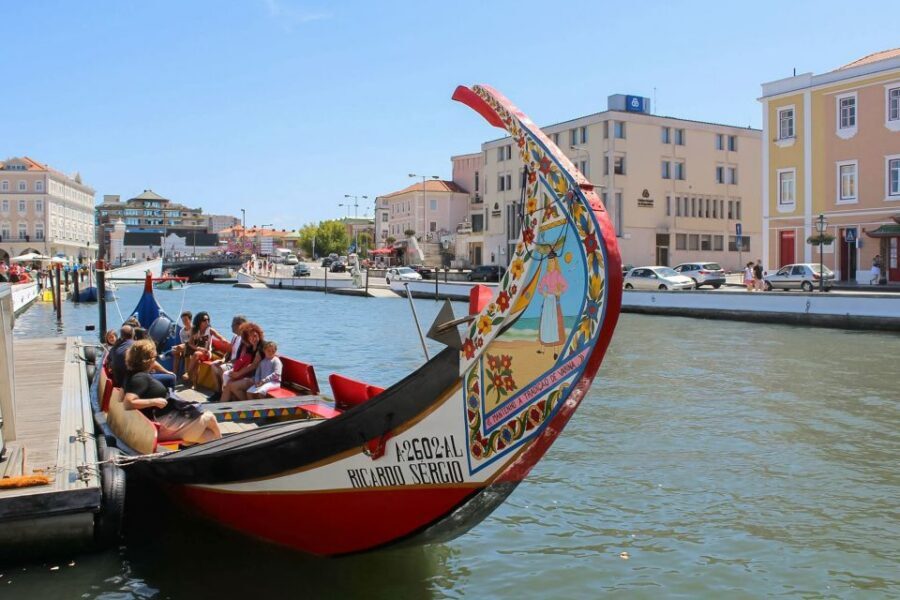 Aveiro: Traditional Moliceiro Boat Tour - The canal route from Rossio to Capitania: what you’ll notice