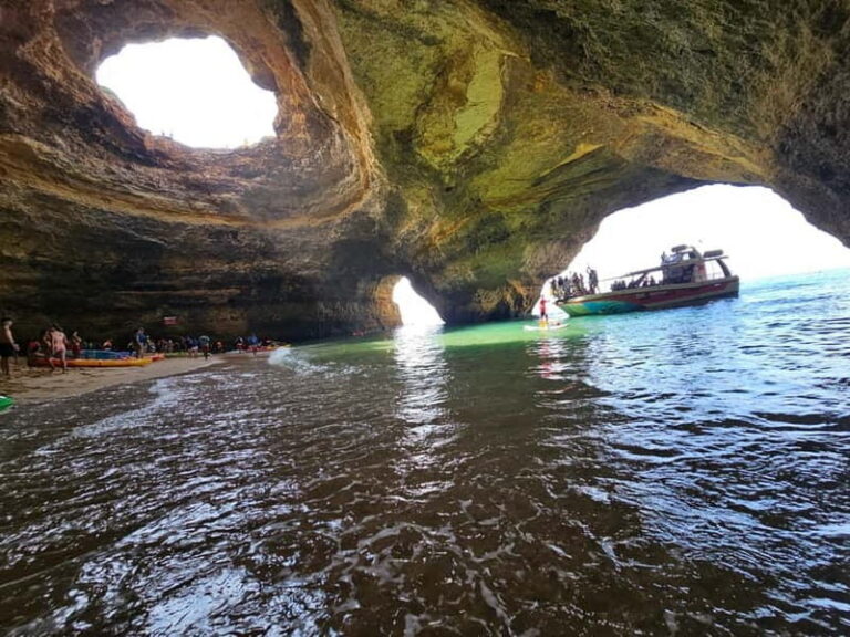 Benagil Cave: Guided Kayak Tour with Caves and Cliffs - Meeting at Benagil Beach (and getting your gear sorted fast)