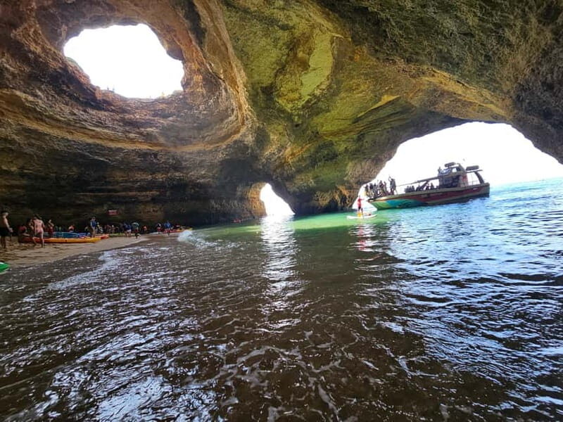 Benagil Cave: Guided Kayak Tour with Caves and Cliffs - Meeting at Benagil Beach (and getting your gear sorted fast)