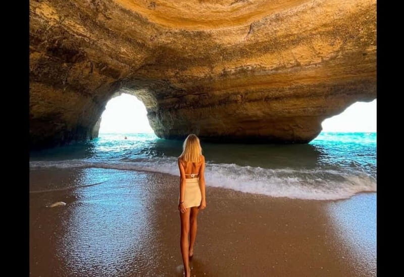 Benagil: Guided Kayak Tour inside caves and Praia da Marinha - Key points to know before you paddle