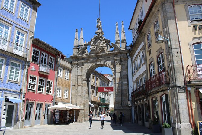 Best of Braga and Guimaraes Day Trip from Porto - A smooth start from Porto’s São Bento area