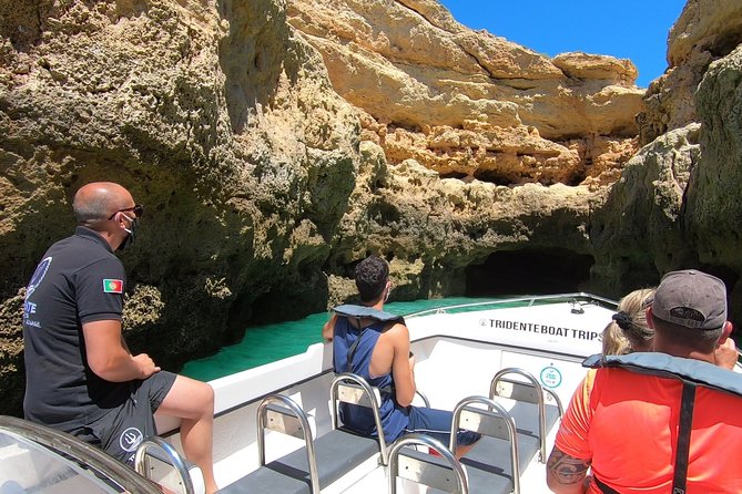 Boat Trip to the Benagil Caves from Armação de Pêra - Why a 1-hour Benagil speedboat is such a smart use of time