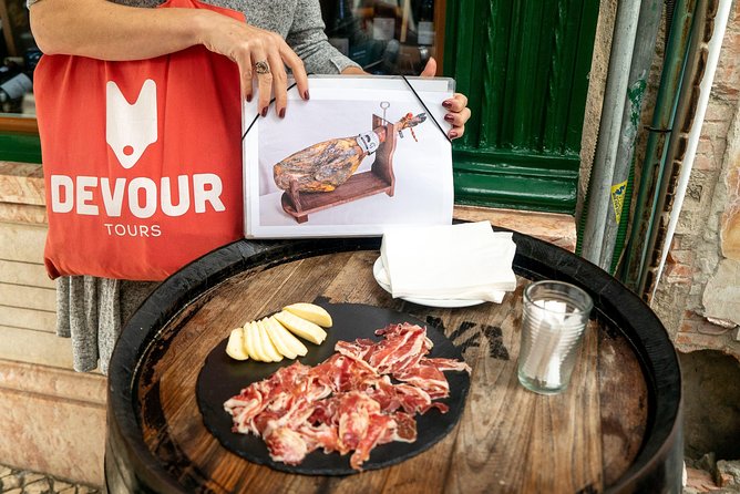 Devour Lisbon: The Ultimate Portuguese Food Tour - The guides: why the best part is often the storytelling