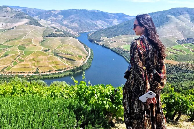 Douro Valley-Expert Guide-Boat-Lunch-Tastings-Offer wine bottle - A full-day Douro Valley plan that feels efficient, not frantic