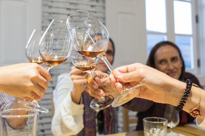 Douro Valley Small-Group Tour with Wine Tasting, Lunch and Boat - The Douro River cruise: the Tua River perspective and what to watch for