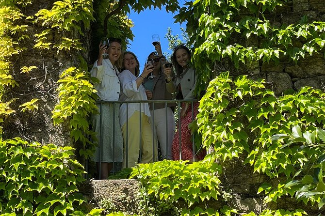 Douro Valley Tour - 3 Wine tastings, Lunch & river Cruise - Pinhão choice: Rabelo river cruise or a relaxed riverside walk