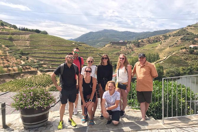 Douro Valley Tour: Wine Tasting, Cruise and Lunch from Porto - Lunch With Real Choice: Fish, Meat, or Vegetarian