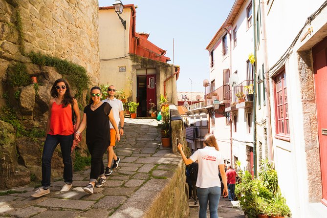 Experience Porto's Charm: 3-Hour Guided Walking Tour - Dom Luís I Bridge and the Douro views: the Eiffel touch and rabelo boats