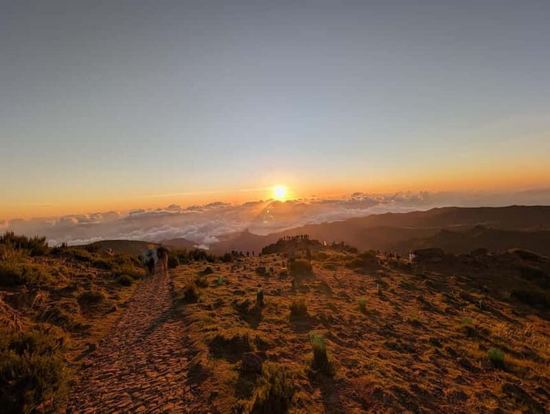 From Funchal: Pico Arieiro Sunrise with Optional Breakfast - The Paradise Valley Levada Walk and Laurissilva Views