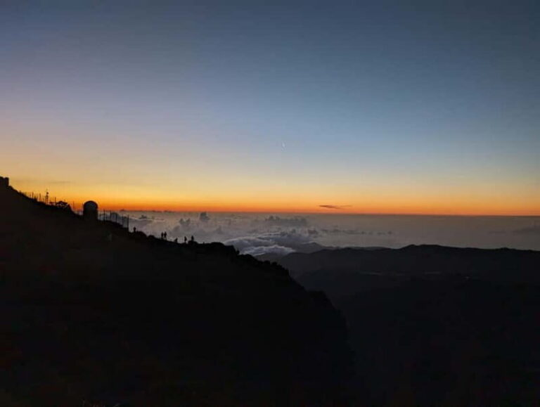 From Funchal: Pico Arieiro Sunrise with Optional Breakfast - Watching the Sunrise at 1818 Metres: Cold, Wind, and Perfect Timing