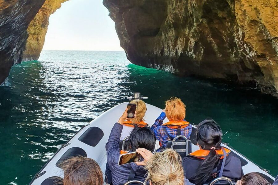From Lagos: Benagil Caves Speedboat Adventure - Hidden grottos and pirate hideouts: what tide timing changes