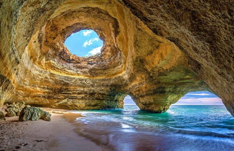 From Lagos: Scenic Cruise to the Benagil and Carvoeiro Caves - The RIB experience: wind, speed, and how to stay comfortable
