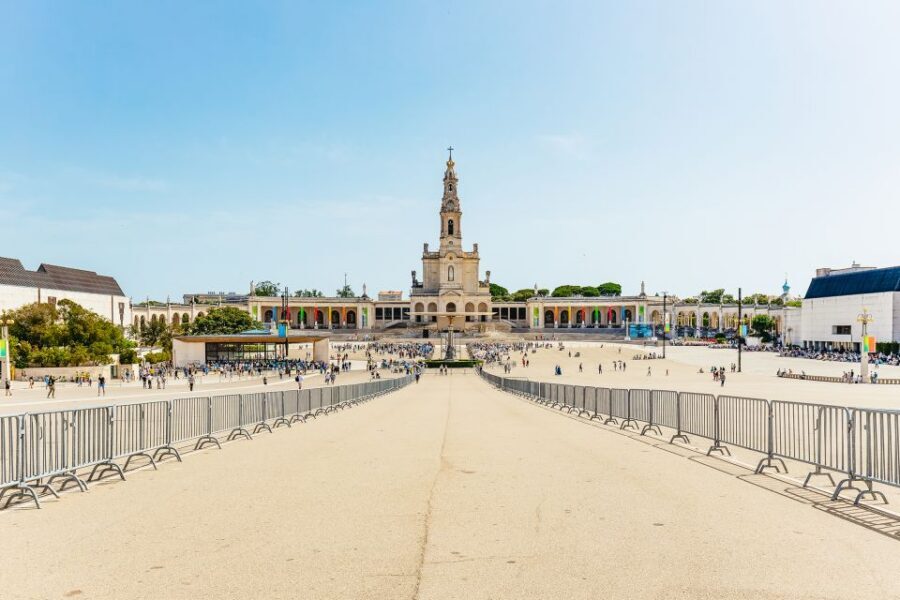 From Lisbon: Fatima Batalha Nazaré & Óbidos Small-Group Tour - Key Things You’ll Appreciate Most
