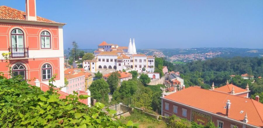 From Lisbon: Sintra, Pena Palace and Quinta da Regaleira - Weather, crowds, and route changes: how to stay chill