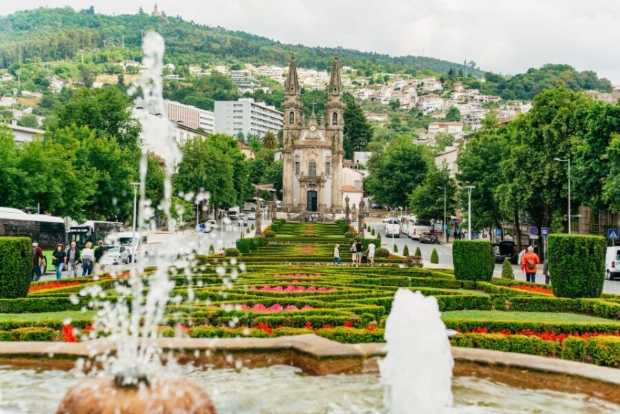 From Porto: Braga and Guimarães Full-Day Trip - Walking Guimarães: medieval streets, squares, and small discoveries
