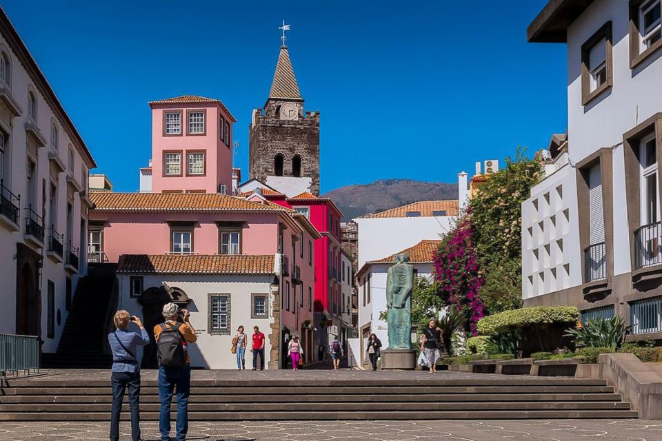 Funchal: Old Town Walking Tour - Colombo Square: sugarcane, power, and a link to the Atlantic story