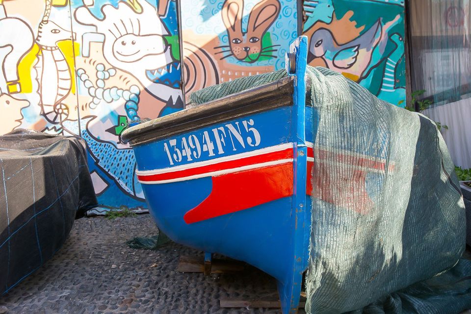 Funchal: Old Town Walking Tour - Municipal Garden and the Wine Lodge visit: quick, local, and practical