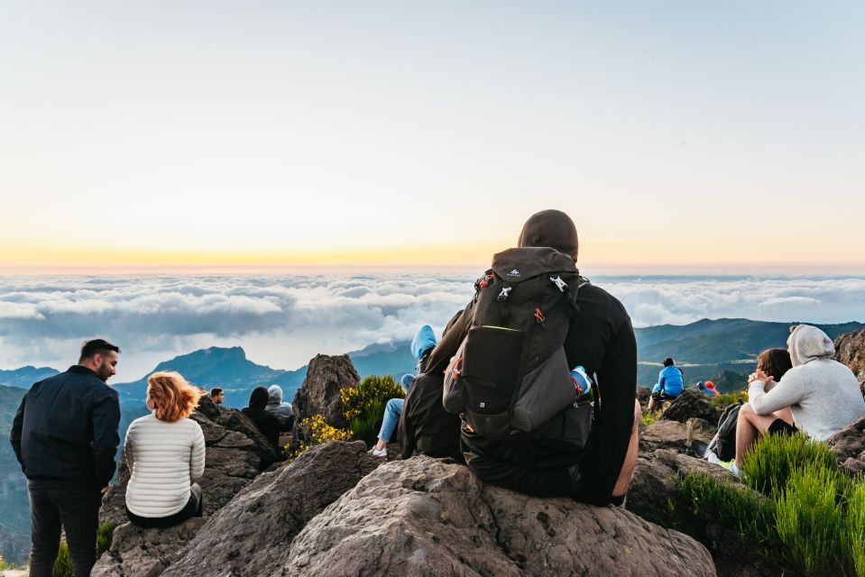 Funchal: Pico do Arieiro Sunrise Hiking Transfer - The hike you’re really buying: Pico do Arieiro to Achada do Teixeira