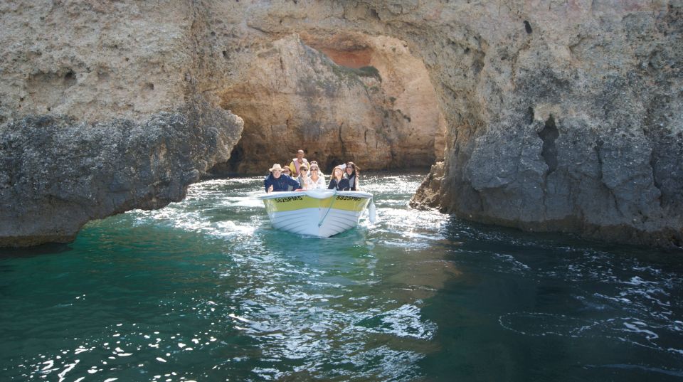 Lagos: Boat Cruise to Ponta da Piedade - Live Commentary From the Local Crew: What You Learn While You Ride