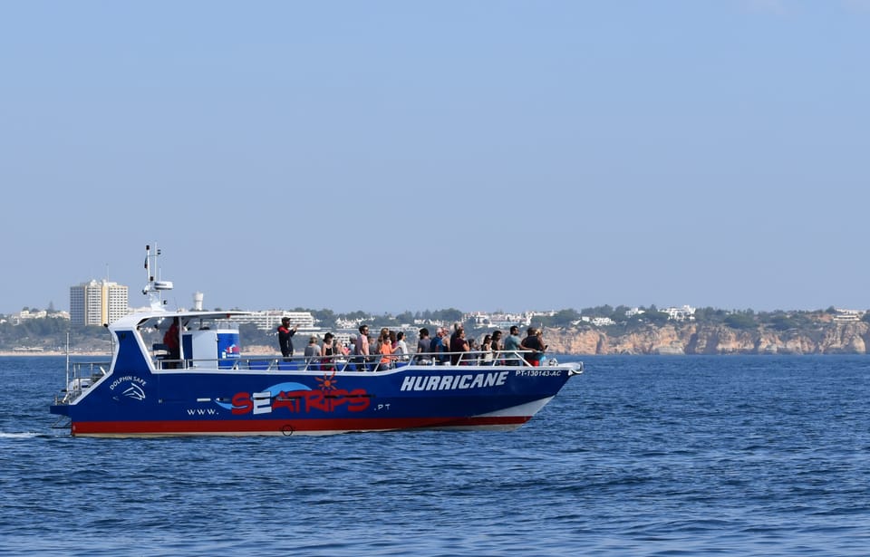 Lagos: Combo Dolphin and Benagil Tour with Marine Biologist - Cruising the Algarve Coastline: More Caves, More Cliffs, More Time