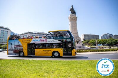 Lisbon: 1-or 2-Day Hop-On Hop-Off Bus Tour - Where you actually board: Restauradores Square, route signs, and timing