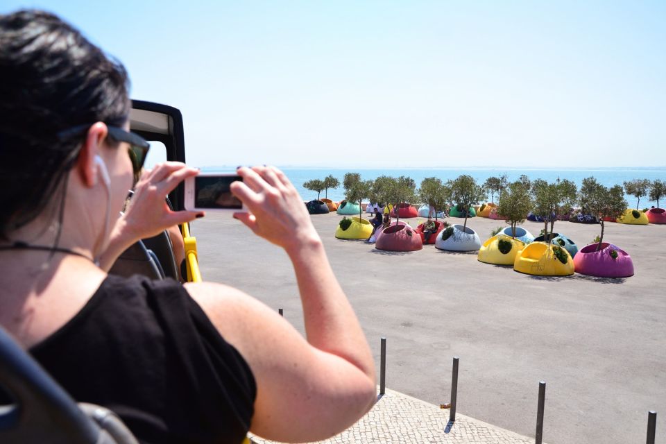 Lisbon: 1-or 2-Day Hop-On Hop-Off Bus Tour - Timing tricks: beat the heat, plan photo stops, and don’t miss the last ride