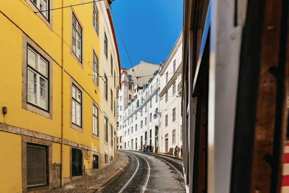 Lisbon: 72/96-Hour Hop-On Hop-Off Bus, Tram & Boat Ticket - A simple 3-day game plan that avoids wasted time