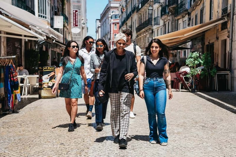 Lisbon: Baixa District Food Tour with Dinner and Drinks - Where You Start: Praça do Comércio and the Baixa mindset