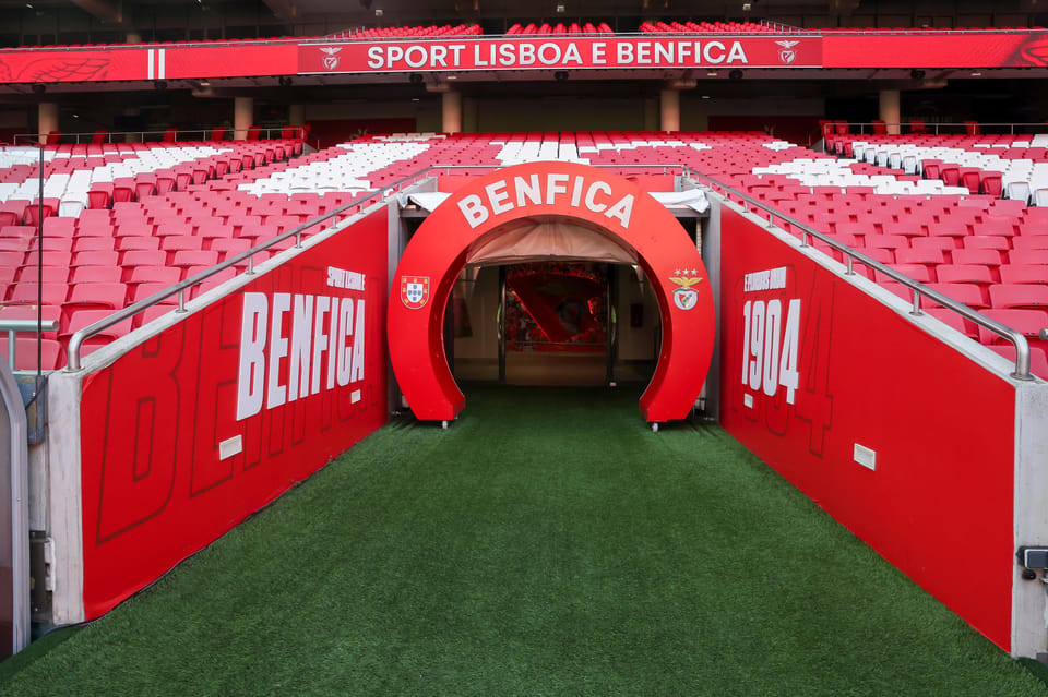 Lisbon: Benfica Luz Stadium Tour with Souvenir Scarf - Benfica Luz Stadium: Why This Tour Feels Like a Club Visit