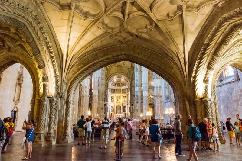 Lisbon Card: 24, 48, or 72-Hour Pass - Bottom line: should you book this card?