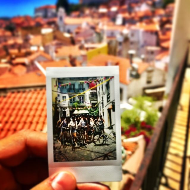 Lisbon: City Highlights and Viewpoints E-Bike Tour - Campo das Cebolas to Alfama: old streets, big stories