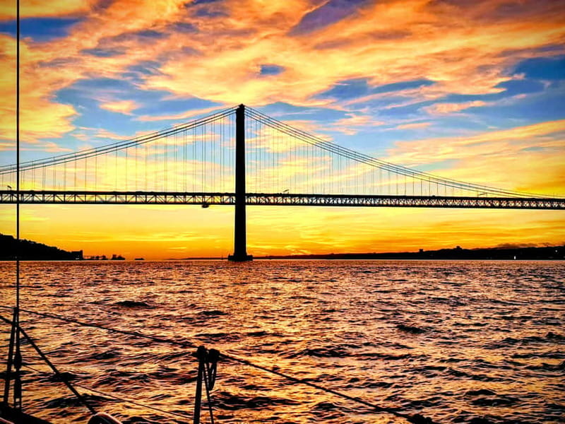 Lisbon: Daytime or Sunset Boat Cruise with History and Wine - Belém Tower and Jerónimos Monastery From the Water (The Picture Advantage)