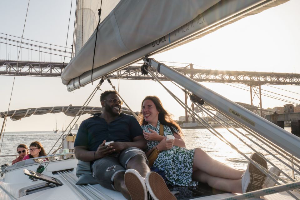 Lisbon: Daytime/Sunset/Night City Sailboat Tour with Drink - Key things that make this Tagus sail worth it