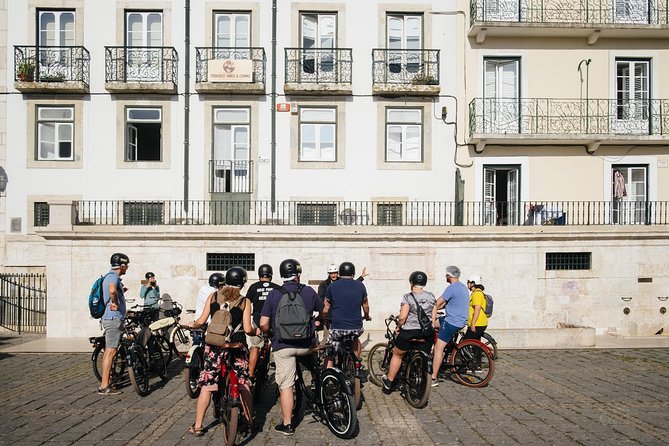 Lisbon E-Bike Tour Commerce Square, Mouraria and Alfama - National Pantheon (St. Engratia): the long build