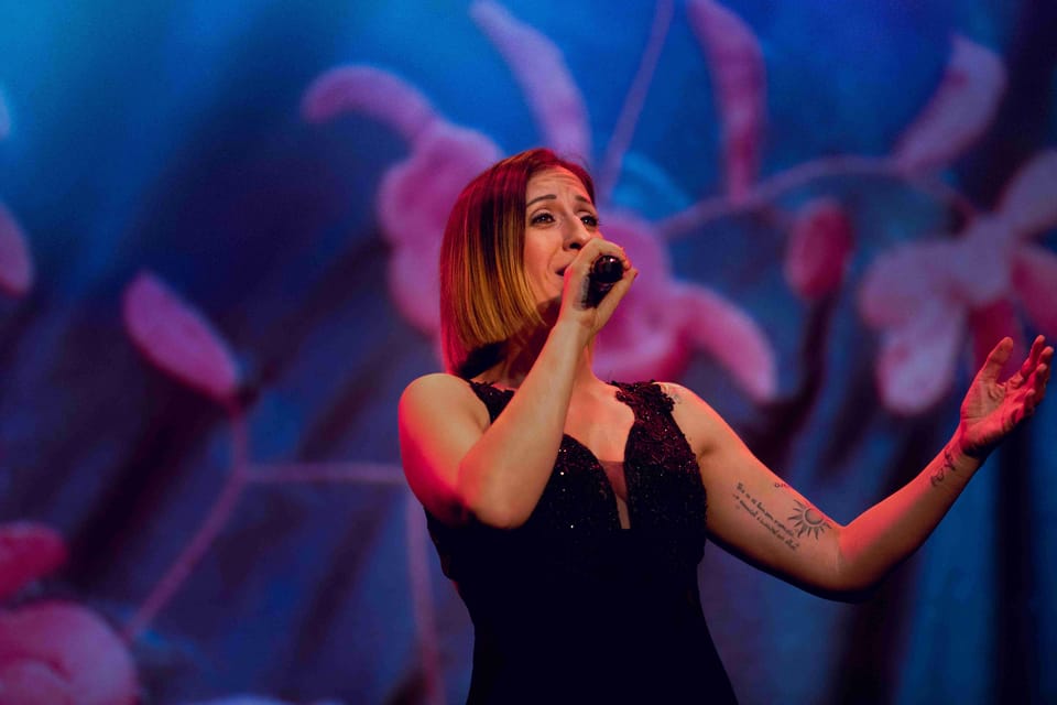 Lisbon: Fado in Chiado Live Show - The Lisbon visuals on screen: turning songs into place