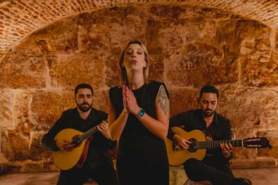 Lisbon: Fado Show and Wine inside Medieval Walls - Your 50 minutes: how the show moves (and why it’s a good length)