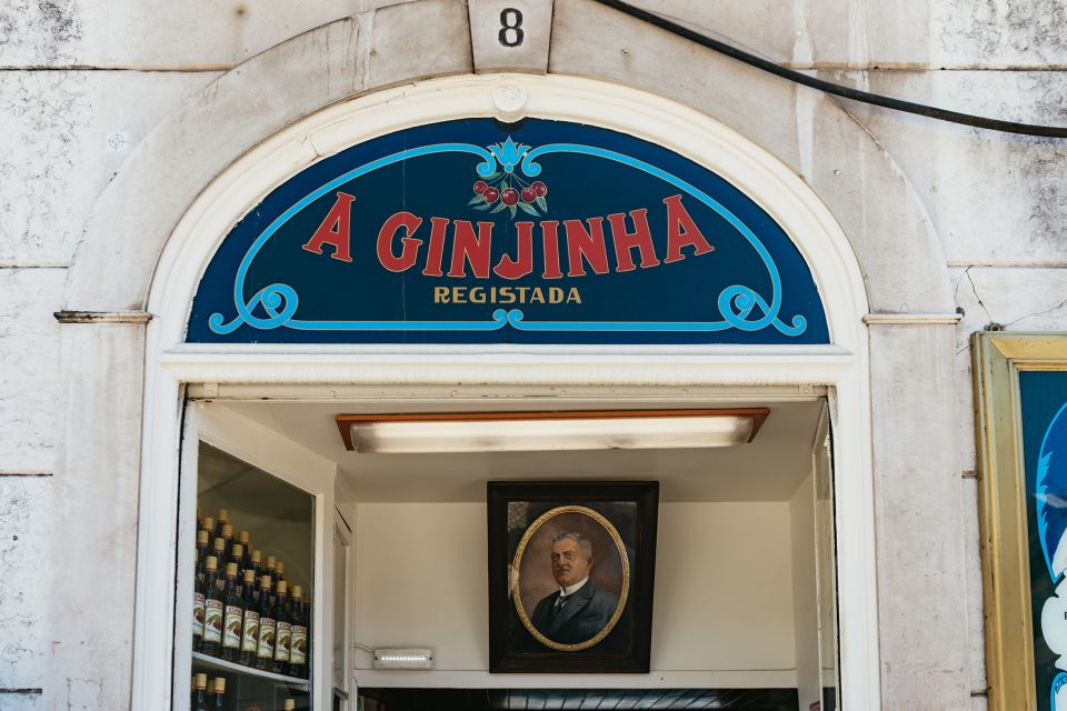 Lisbon: Food and Wine Small Group Walking Tour - Chouriço and Portuguese bread with red wine