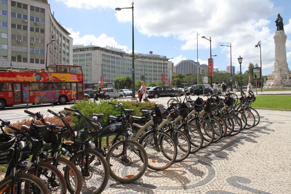 Lisbon: Hills, Alfama, and Mouraria Tour by Electric Bike - Alfama and Lisbon Cathedral (Sé): medieval Lisbon, not just a quick photo