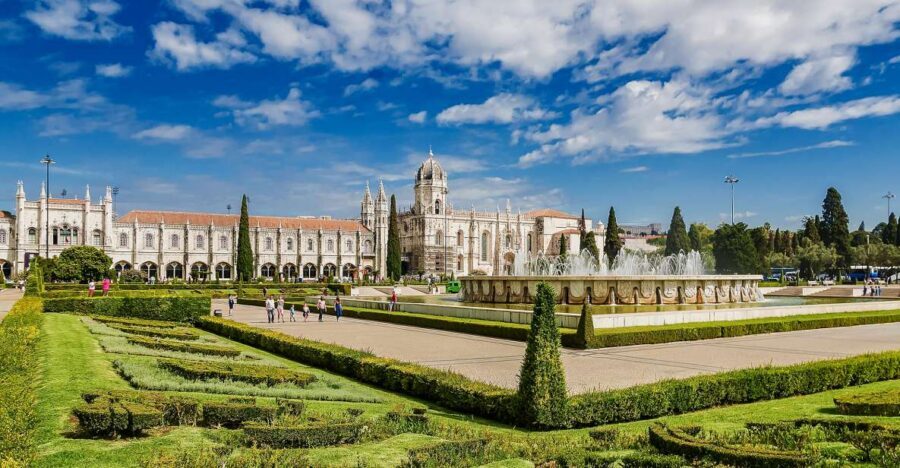 Lisbon: Jerónimos Monastery Entrance Ticket - Restoration can change your route, so build in flexibility