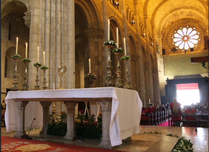 Lisbon: Lisbon Cathedral Entry Ticket - Accessibility and Comfort: Know What’s Not Offered