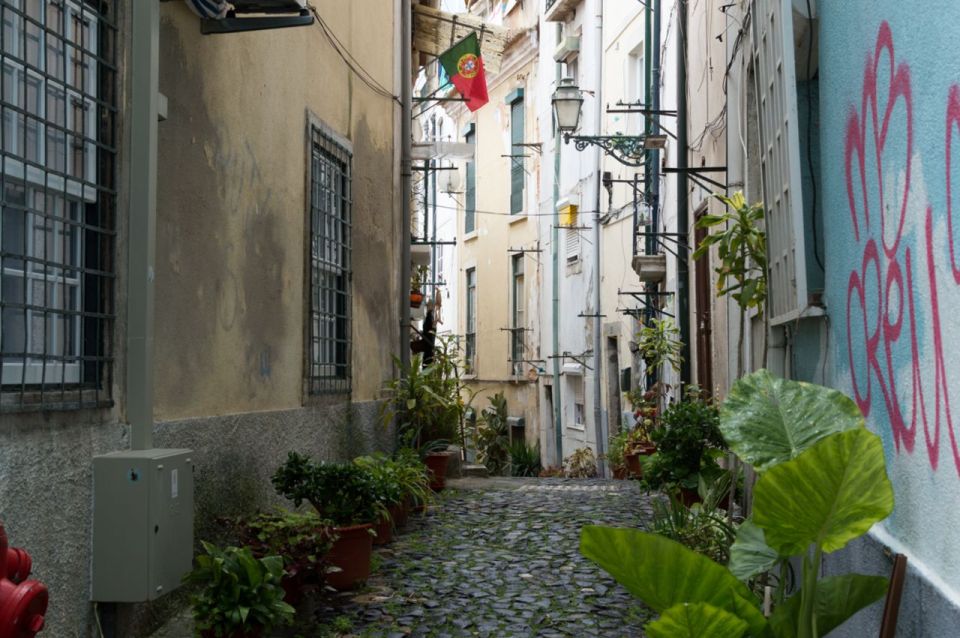 Lisbon: Private City Tour by Eco Tuk Tuk - Pick-Up Reality: Meeting Near Time Out Market (No Hotel Drop-Off)