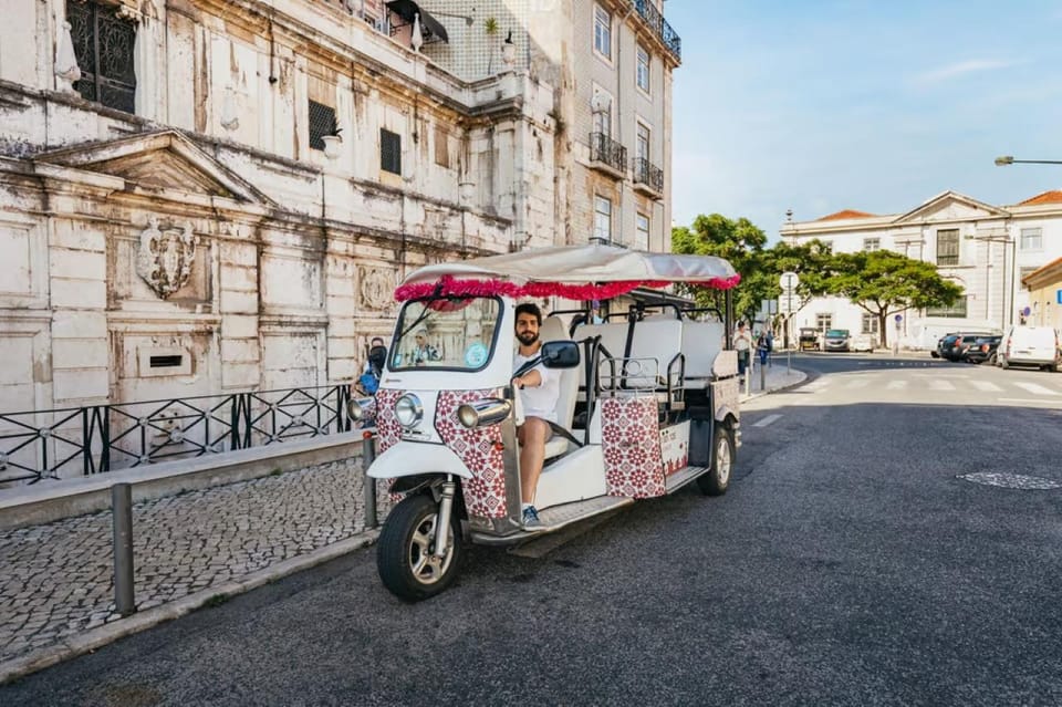 Lisbon: Private Guided Tuk-Tuk Tour with Hotel Pickup - Tips to make your tuk-tuk tour feel personal
