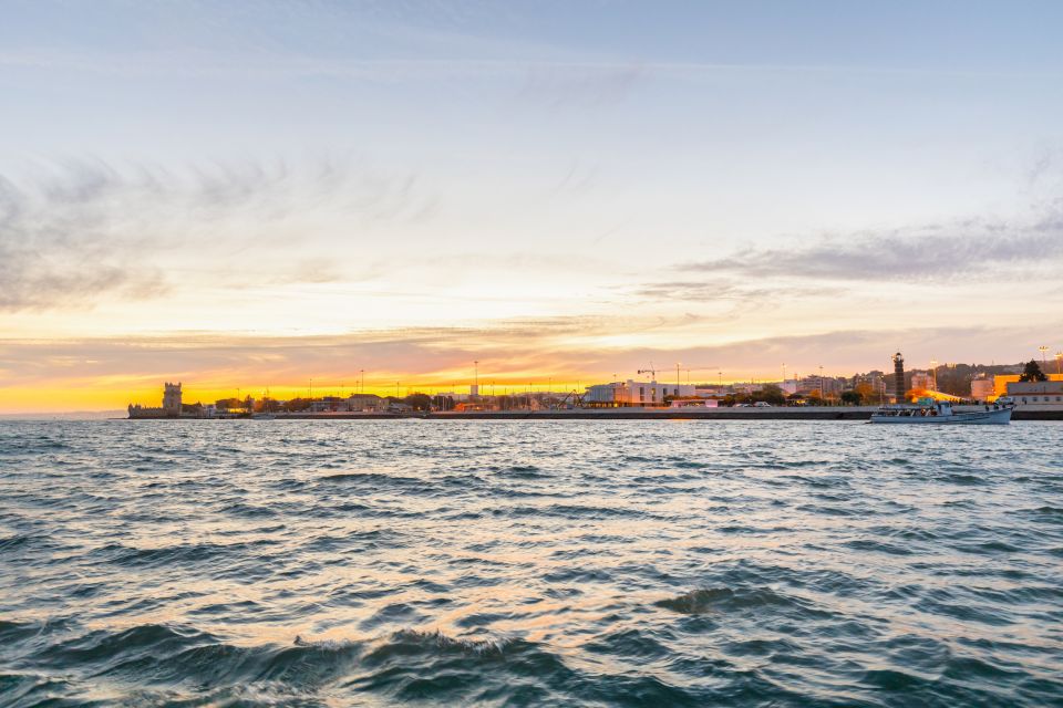Lisbon: Sailing Tour on the Tagus River - Tagus River sailing: why this is a smart way to see Lisbon