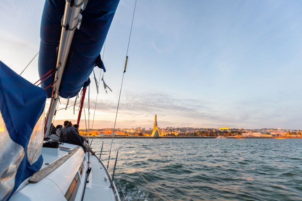 Lisbon: Sailing Tour on the Tagus River - The help-sail option: what it really means on the water
